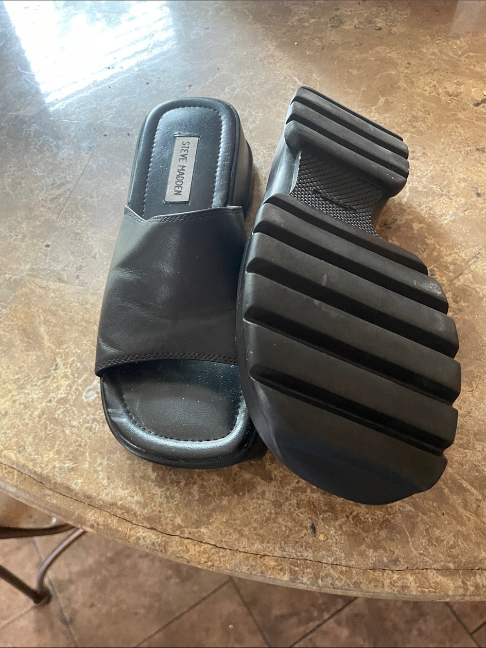 Steve Madden Black Ridged Platform Slide Sandals